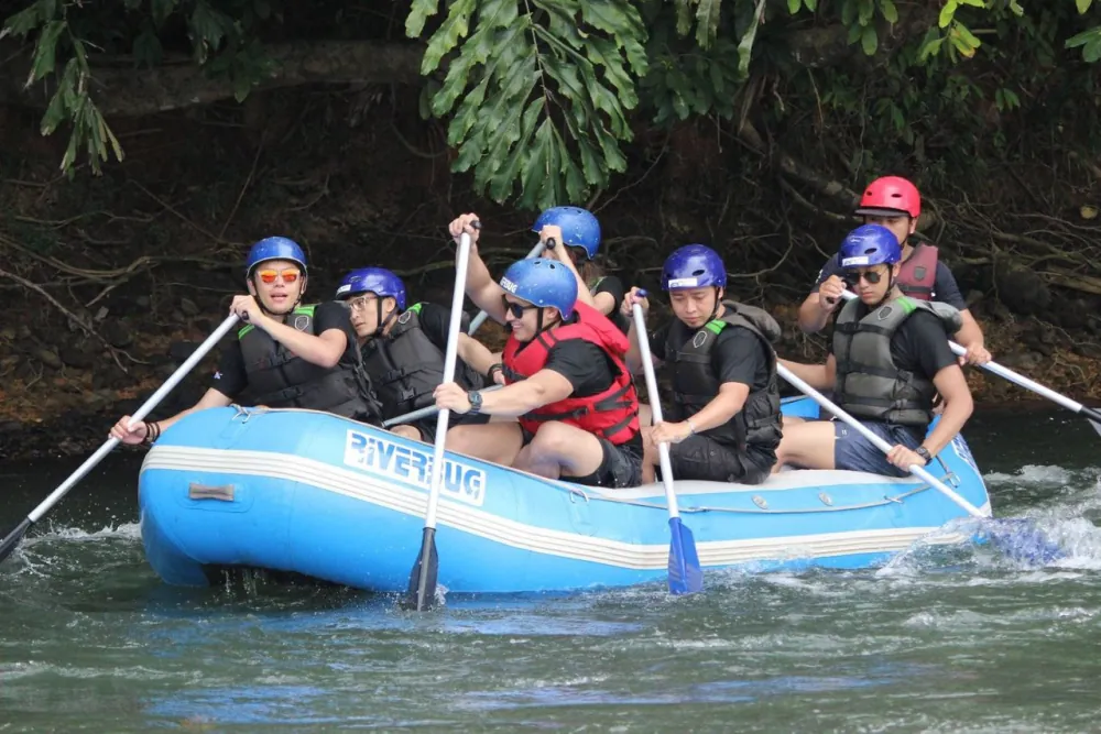 Sabah Kiulu White Water Rafting Tamparuli