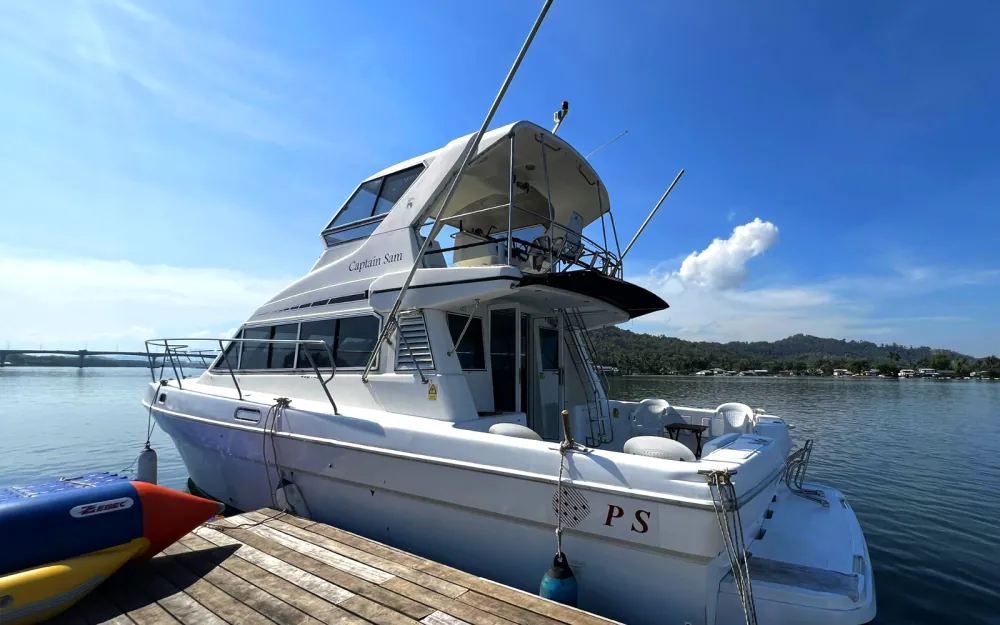Private Yacht