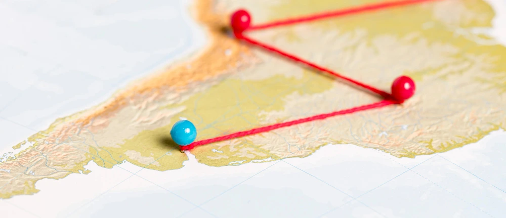 Sabah travel comparison table - honeymoon vs family route differences in pacing, stays and activities