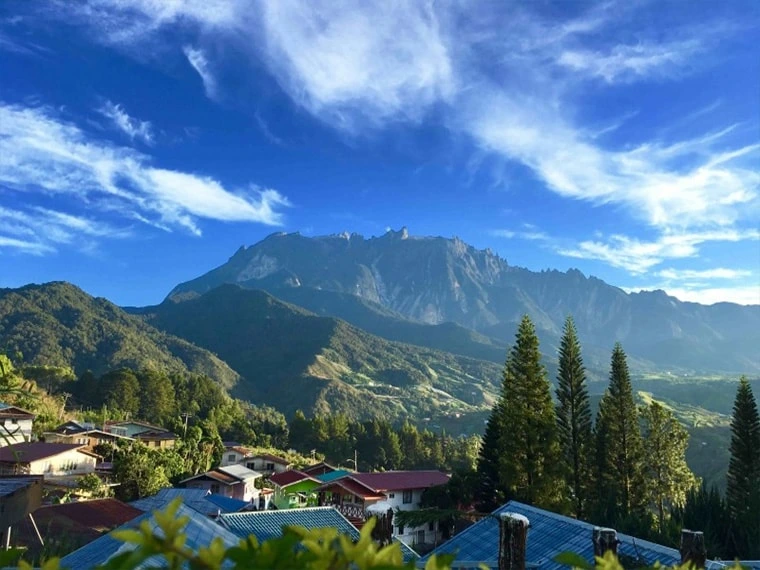 Kundasang highland stay with Mount Kinabalu view